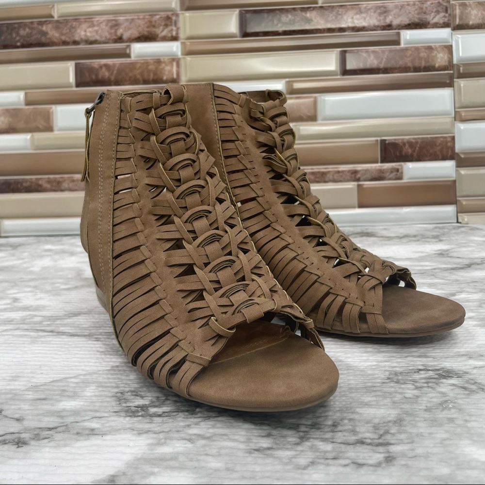 Rampage Tan Block Heel Sandals Women's Chunky Heels Neutral Dress Shoes